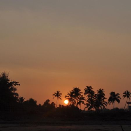 Tutti Garden Bungalows Mormugao Exterior photo